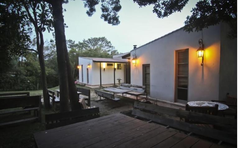 Hostel Punta Ballena Bar Punta del Este Exterior photo